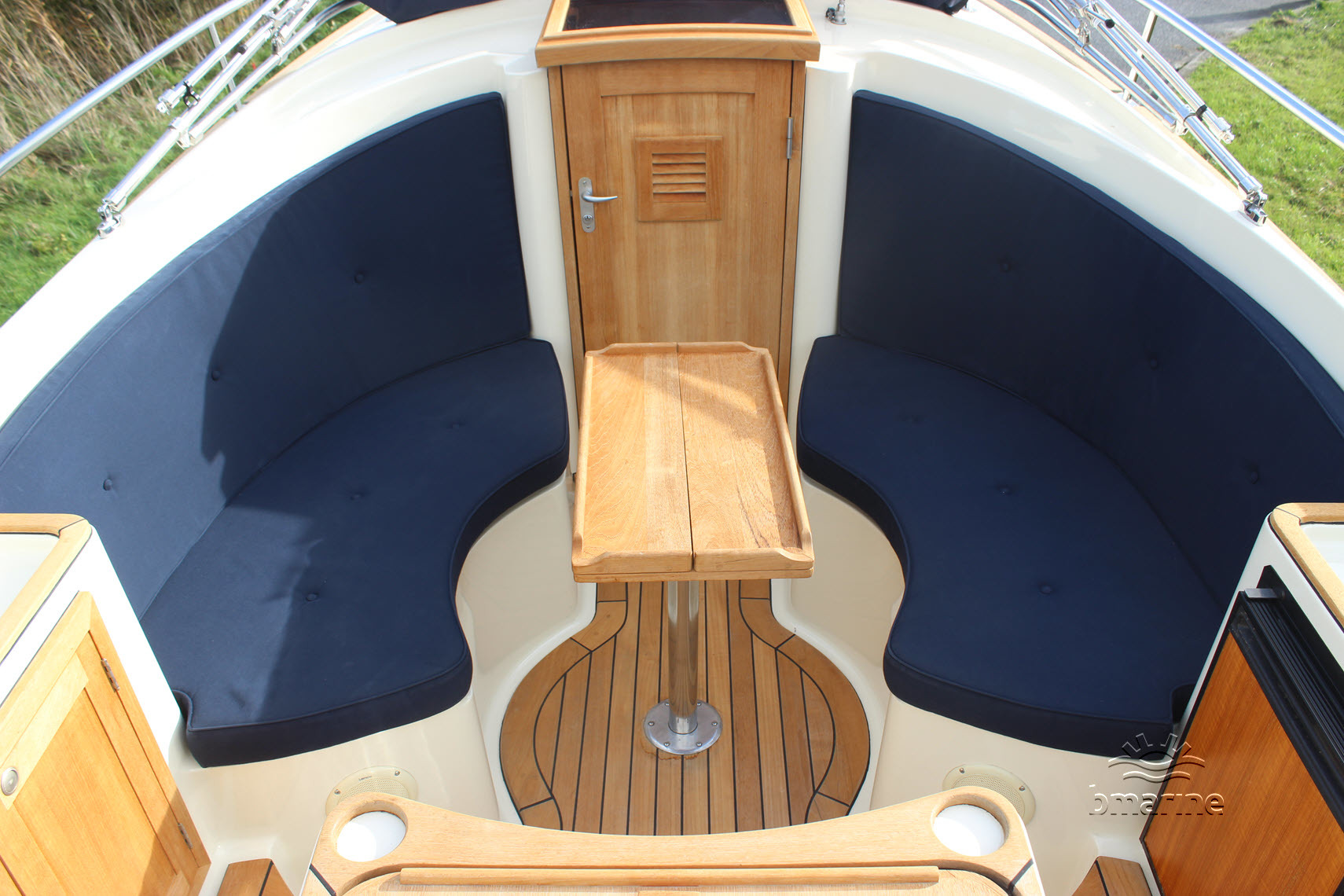 Interboat Intercruiser 27 Cabin