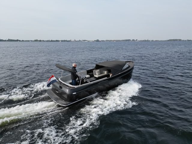 Seafury Hawker 725 jonge occasion